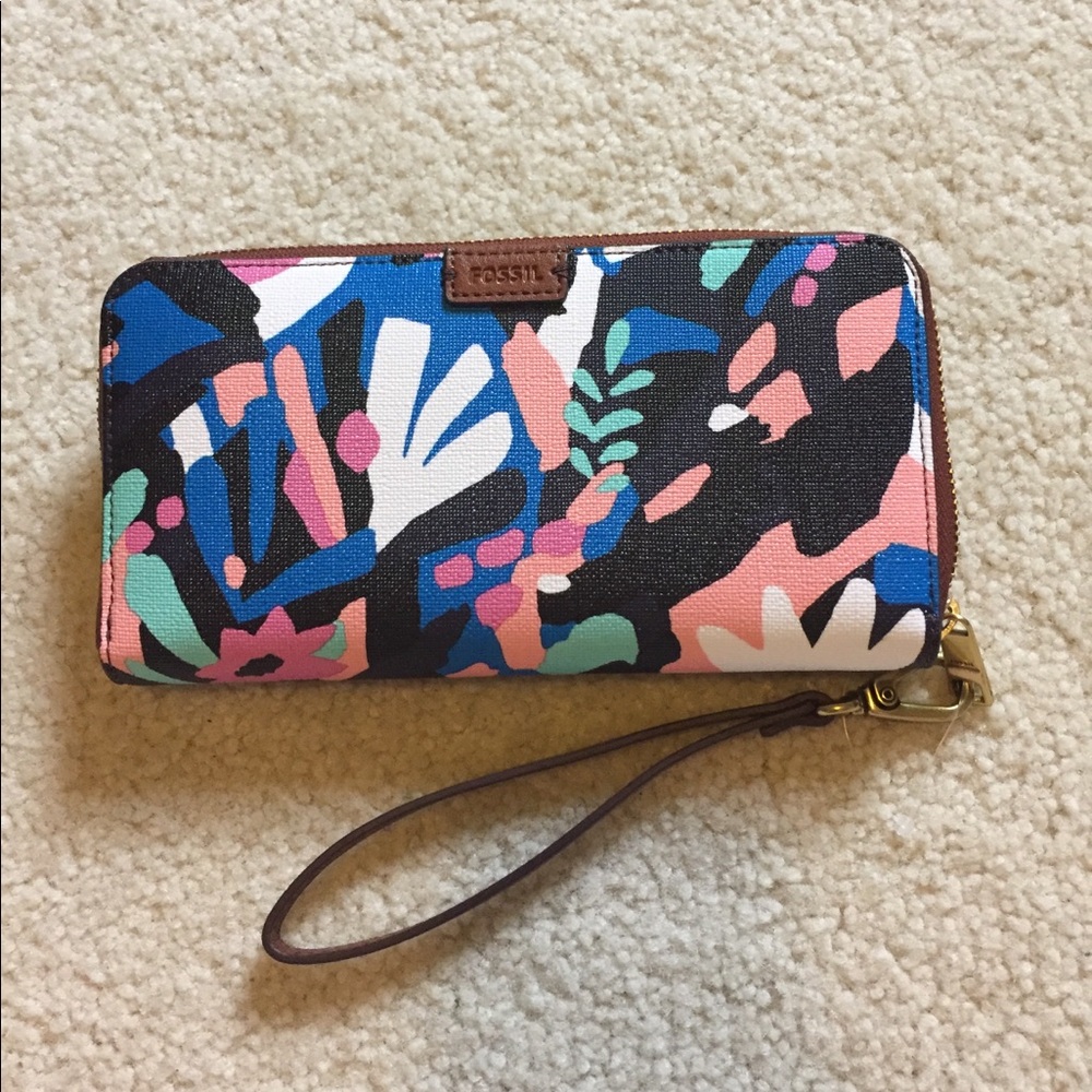 Fossil Large Emma RFID Wallet NEW!